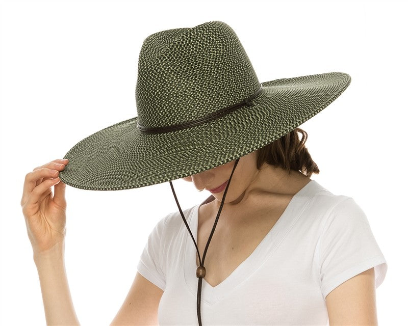 Sombrero Australia color Turquesa oscuro de Sol Protector, en uso